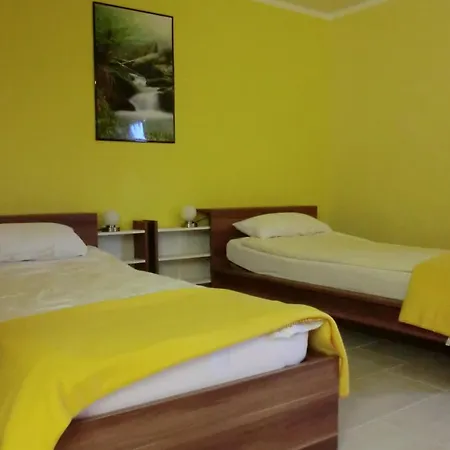 Gaestezimmer Vogelsberg Homestay *